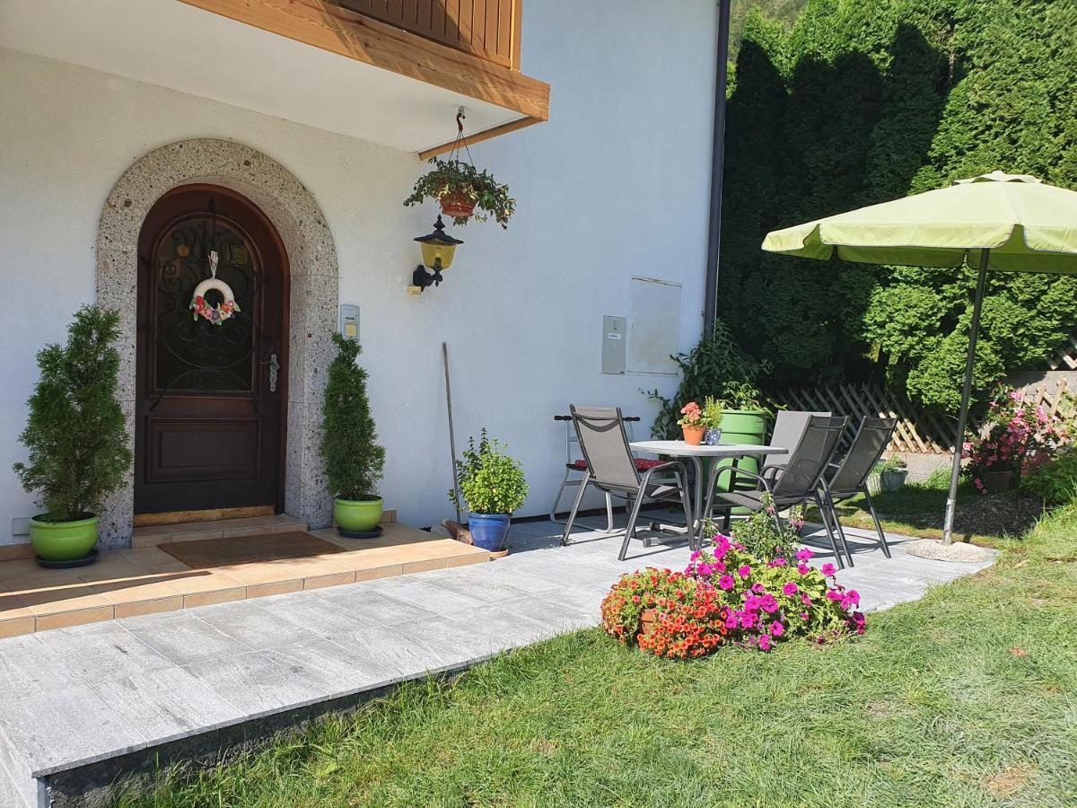 Haus Salzkammergut โอเบอร์ทราวน์ ภายนอก รูปภาพ