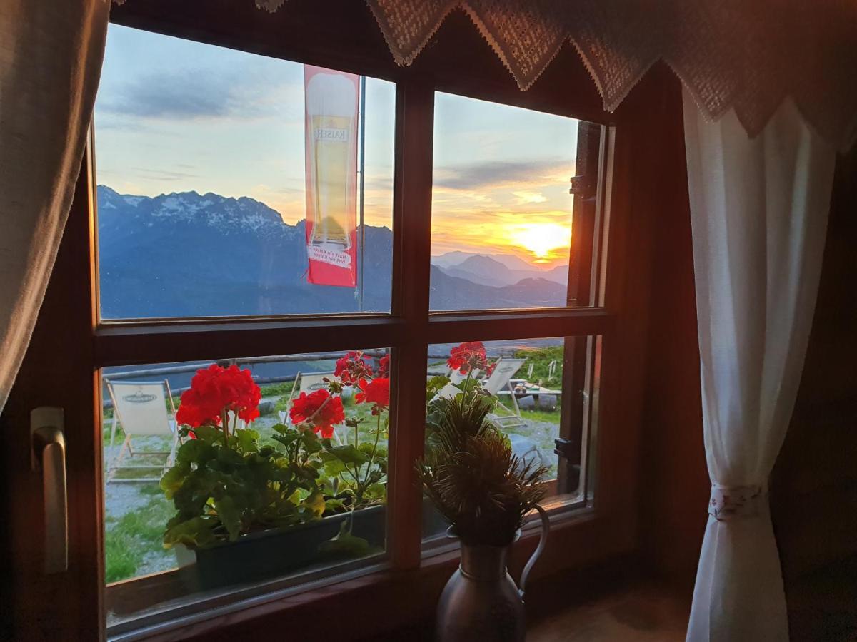 Haus Salzkammergut โอเบอร์ทราวน์ ภายนอก รูปภาพ