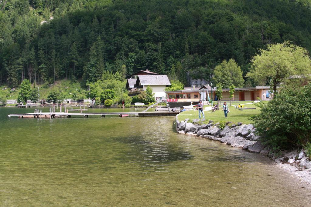 Haus Salzkammergut โอเบอร์ทราวน์ ภายนอก รูปภาพ