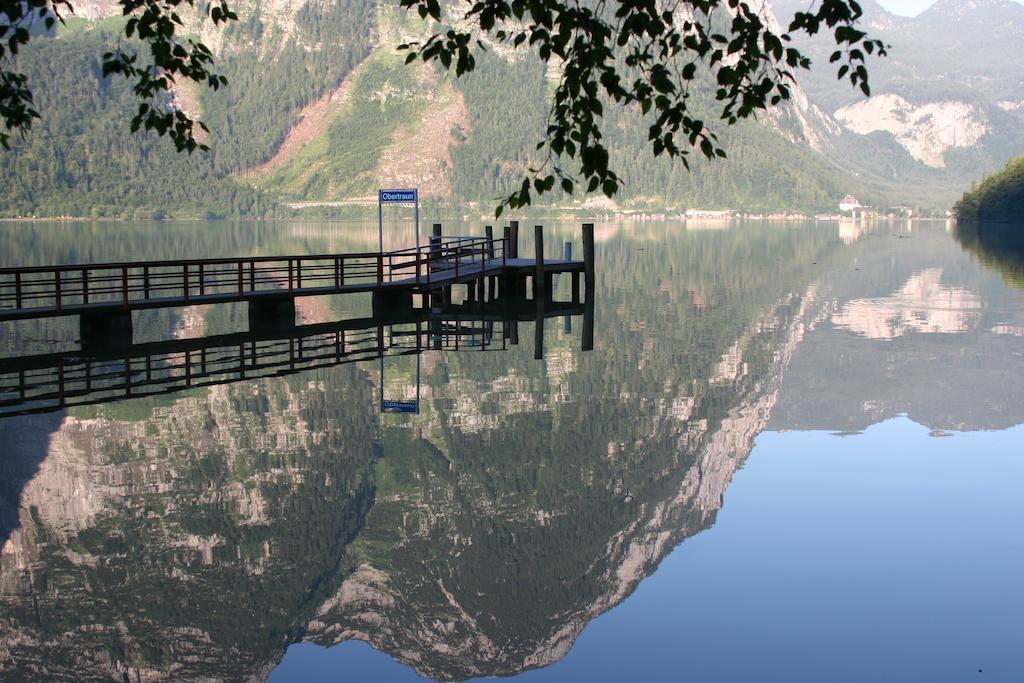 Haus Salzkammergut โอเบอร์ทราวน์ ภายนอก รูปภาพ